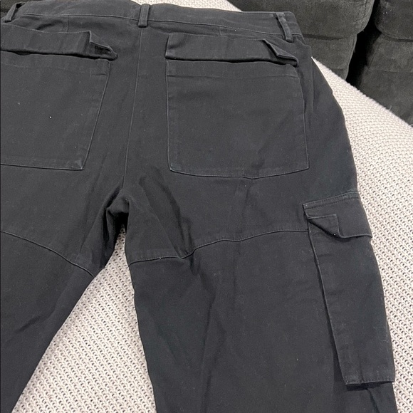 H&M Black Cargo Pants - Picture 8 of 11